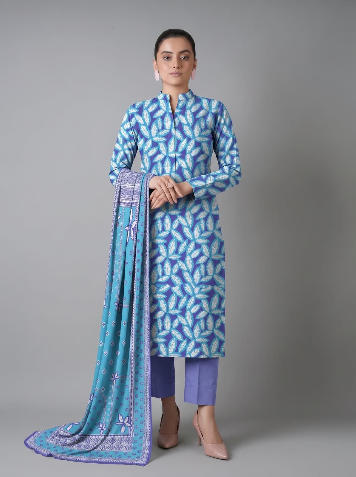 Bareeze Unstitched Lawn Collection With Printed Fancy Lawn Shirt, Printed Fancy Lawn Dupatta And Dyed Lawn Trouser 3-Piece Suit